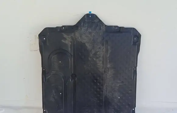 Mercedes-Benz GLC C254 Engine splash shield/under tray A2545240200