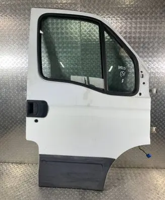 Iveco Daily 3rd gen Front door