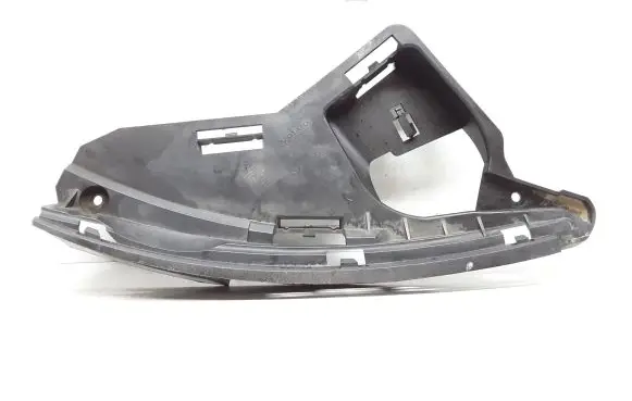 Volvo XC60 Front bumper mounting bracket 30763434