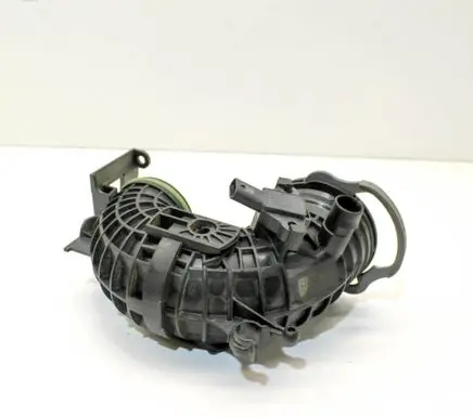 Audi Q3 F3 Air intake duct part 04E145641P