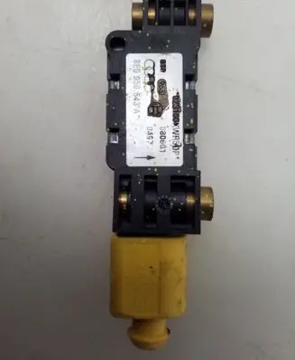 Audi A4 S4 B6 8E 8H Airbag deployment crash/impact sensor 8E0959643A