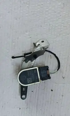 BMW 3 G20 G21 Headlight level adjustment motor 6878573