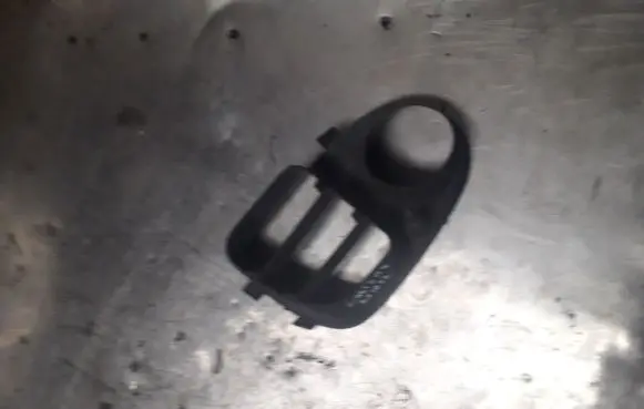 Mitsubishi Carisma Fog light part 