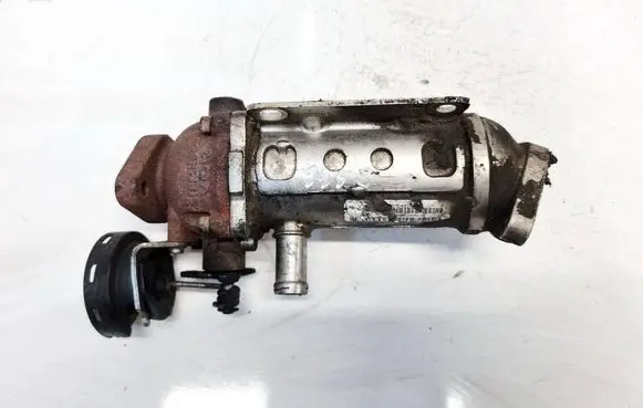 Renault Laguna III EGR valve cooler 8200611709