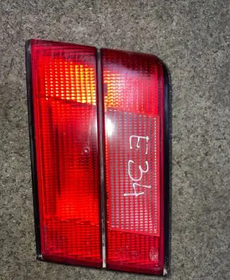 BMW 5 E34 Tailgate rear/tail lights 1384012