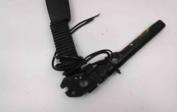 Ford Fusion Front seatbelt buckle 4M51A61208