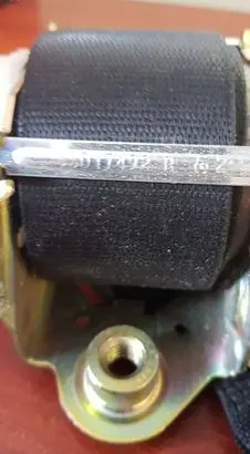 BMW 1 E81 E87 Front seatbelt 33017492
