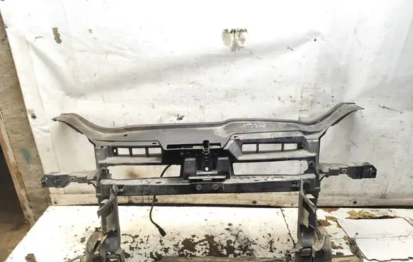 Volkswagen Golf V Radiator support slam panel 1k0385594H