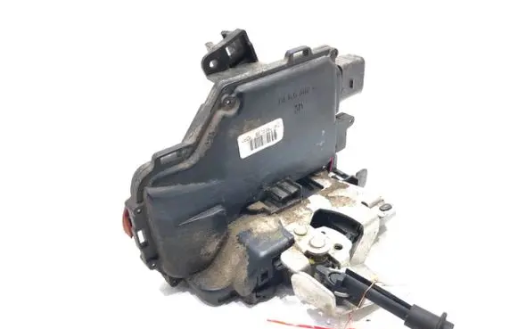 Audi A4 S4 B6 8E 8H Rear door lock 8E0839016C