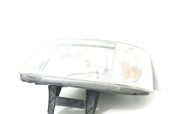 Volkswagen Transporter - Caravelle T5 Headlight/headlamp 1305235737