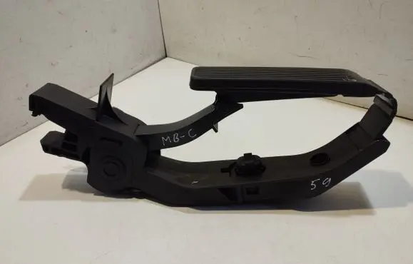 Mercedes-Benz C W203 Accelerator throttle pedal A2033010001 A2033000104