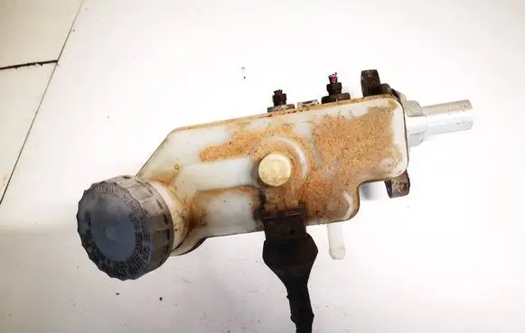 Suzuki Swift I Brake fluid reservoir 0204254769