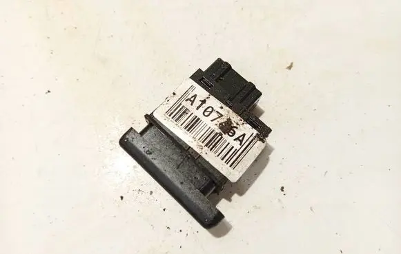 Rover 620 Hazard light switch
