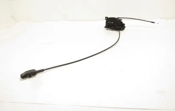 Renault Clio III Front door lock 