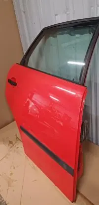 Seat Ibiza III (6L) Rear door
