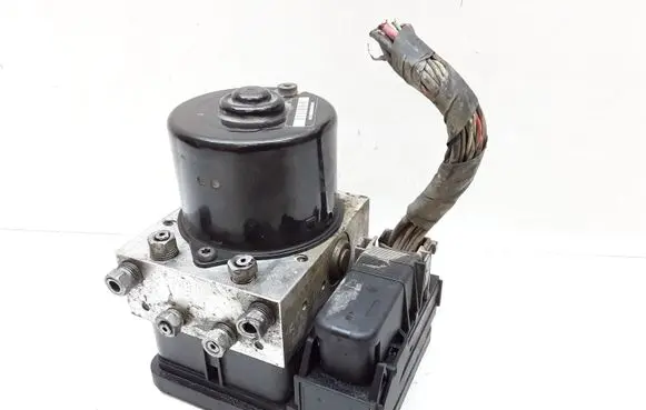 Volvo V50 ABS Pump 30742665AA