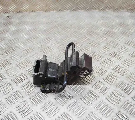 Audi A8 S8 D3 4E Rear door upper hinge 4E0833336D