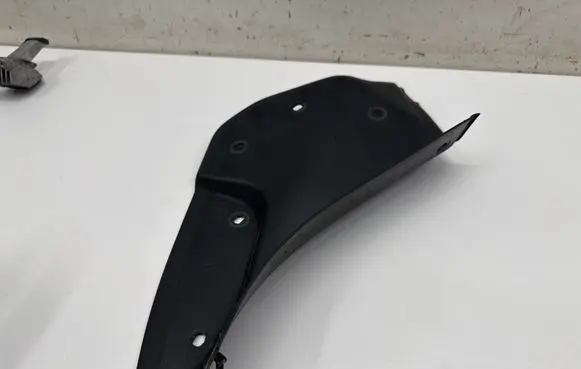 BMW 5 GT F07 Rear/tail light trim molding 7201659 52850610