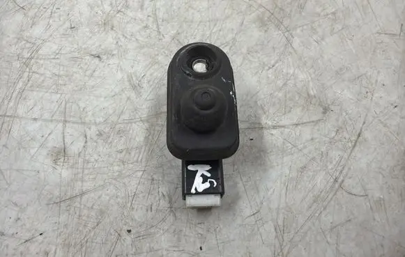Mitsubishi Lancer X Rear door sensor CS251