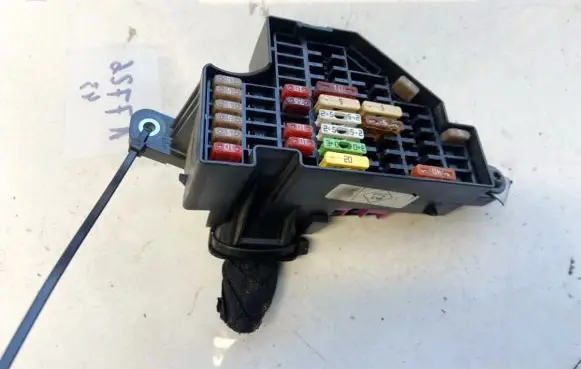 Skoda Octavia Mk2 (1Z) Fuse box set 5120503926 51205-03926