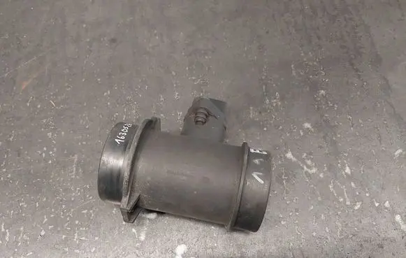 BMW 3 E46 Mass air flow meter 1433565 0280217124