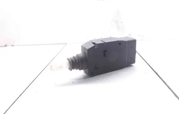 Land Rover Defender Central locking motor 