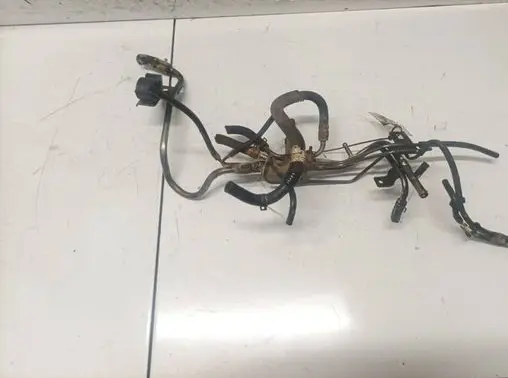 Ford Ranger Fuel line pipe