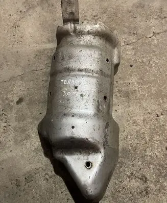 Heat shield in engine bay