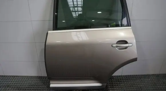 Porsche Cayenne (9PA) Rear door LM1W