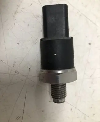 Fuel pressure sensor