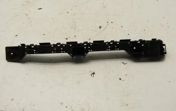 Honda HR-V Rear bumper mounting bracket 17853