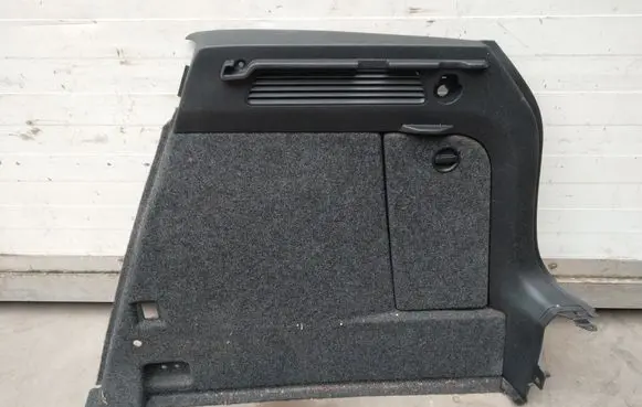 Volkswagen Tiguan Trunk/boot lower side trim panel 