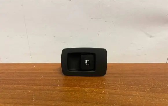 BMW X5 E70 Electric window control switch 6945874 2311A 15939900