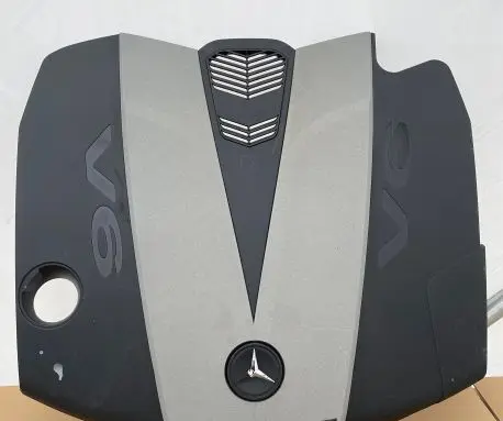 Mercedes-Benz C W204 Engine cover (trim) A6420105967