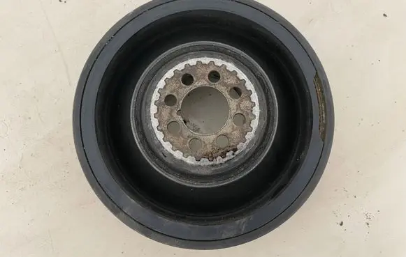 Audi A6 S6 C5 4B Crankshaft pulley