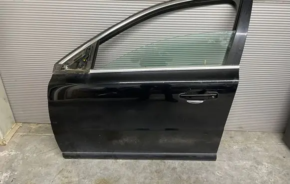 Volvo S80 Front door
