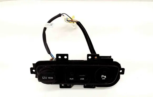 KIA Sportage AUX in-socket connector 961103W100 846333U910
