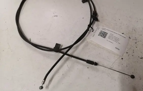 Toyota Avensis T250 Engine bonnet/hood lock release cable 