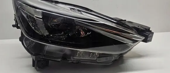 Mazda CX-3 Headlight/headlamp D10E-51030 MAZ014