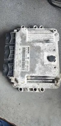 Nissan Interstar Engine control unit/module 0281011940 8200311550