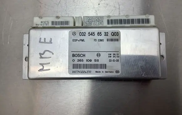 Mercedes-Benz E W211 ESP (stability system) control unit 0325456532 0265109511 DKE741026372