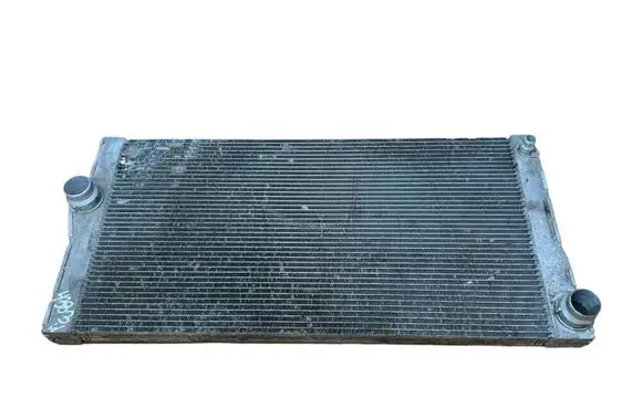 BMW 5 F10 F11 Coolant radiator 17118509176 8509176