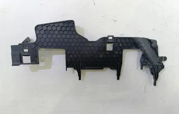 Mercedes-Benz C W205 Engine cover (trim) A6541592501