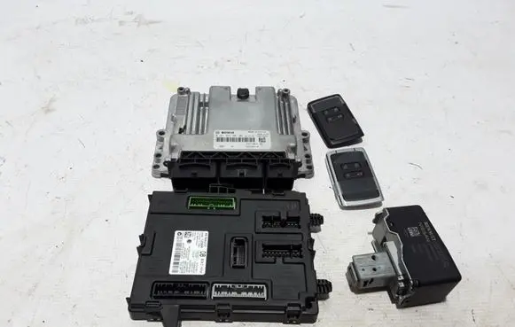 Renault Scenic IV - Grand scenic IV Engine ECU kit and lock set 