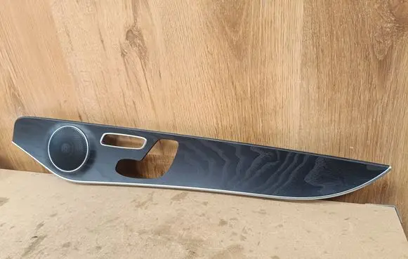 Mercedes-Benz GLC C253 Other front door trim element A2057202880