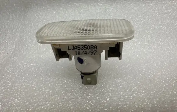 Jaguar XK8 - XKR Front seat light LJA5350BA