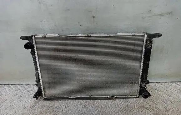 Audi Q5 SQ5 Coolant radiator 8R0121251C VPZTBH8005HG