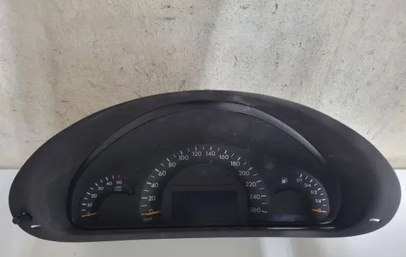 Mercedes-Benz C AMG W203 Speedometer (instrument cluster) 110008896015 A2035401311