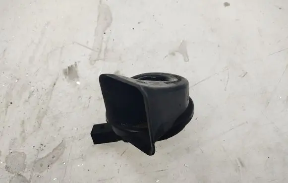 Volkswagen Golf VI Horn signal LOW