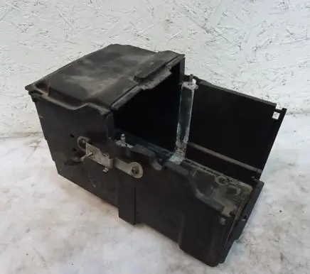 Ford Focus ST Battery box tray AM51-10723-AD
